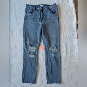 Good American Distressed Straight Jean // Light Wash